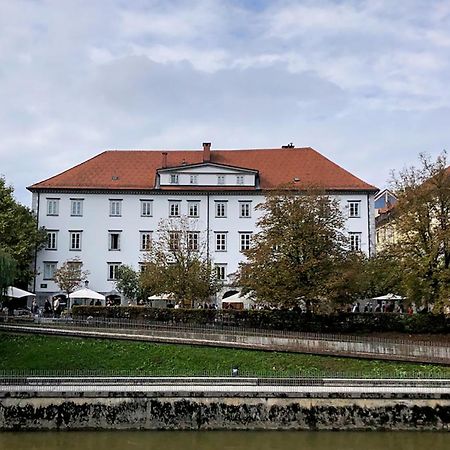 Apartment Breg - Old Town River Любляна Екстериор снимка