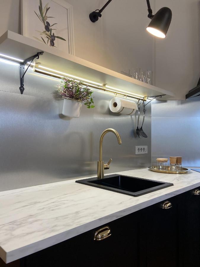 Apartment Breg - Old Town River Любляна Екстериор снимка