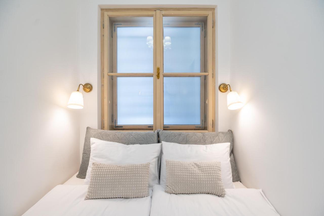 Apartment Breg - Old Town River Любляна Екстериор снимка