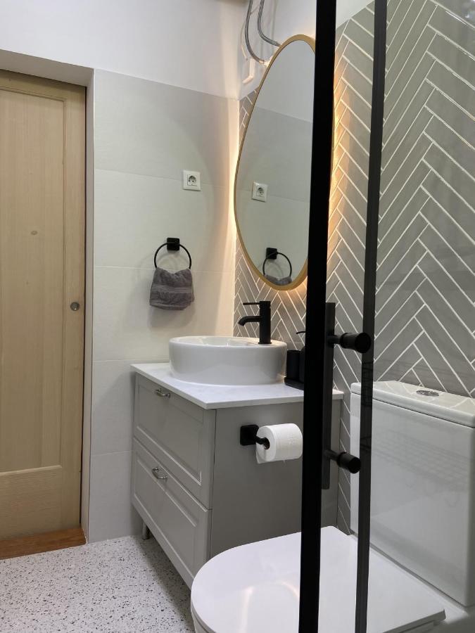 Apartment Breg - Old Town River Любляна Екстериор снимка
