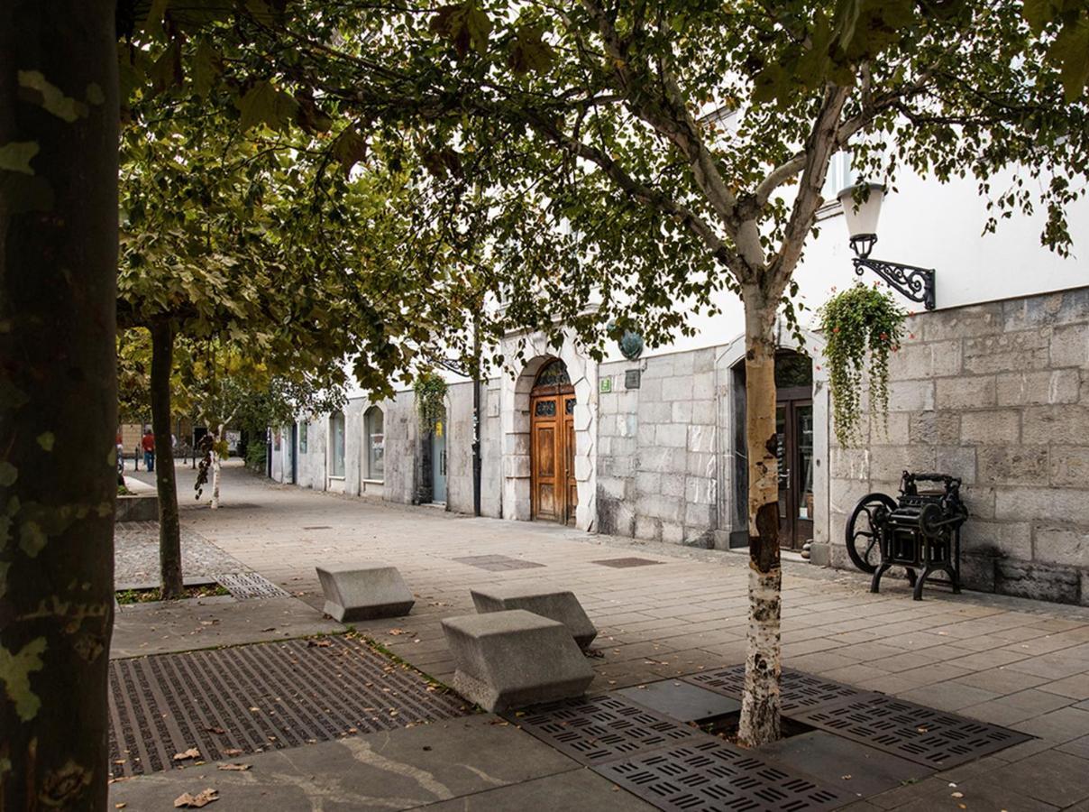 Apartment Breg - Old Town River Любляна Екстериор снимка
