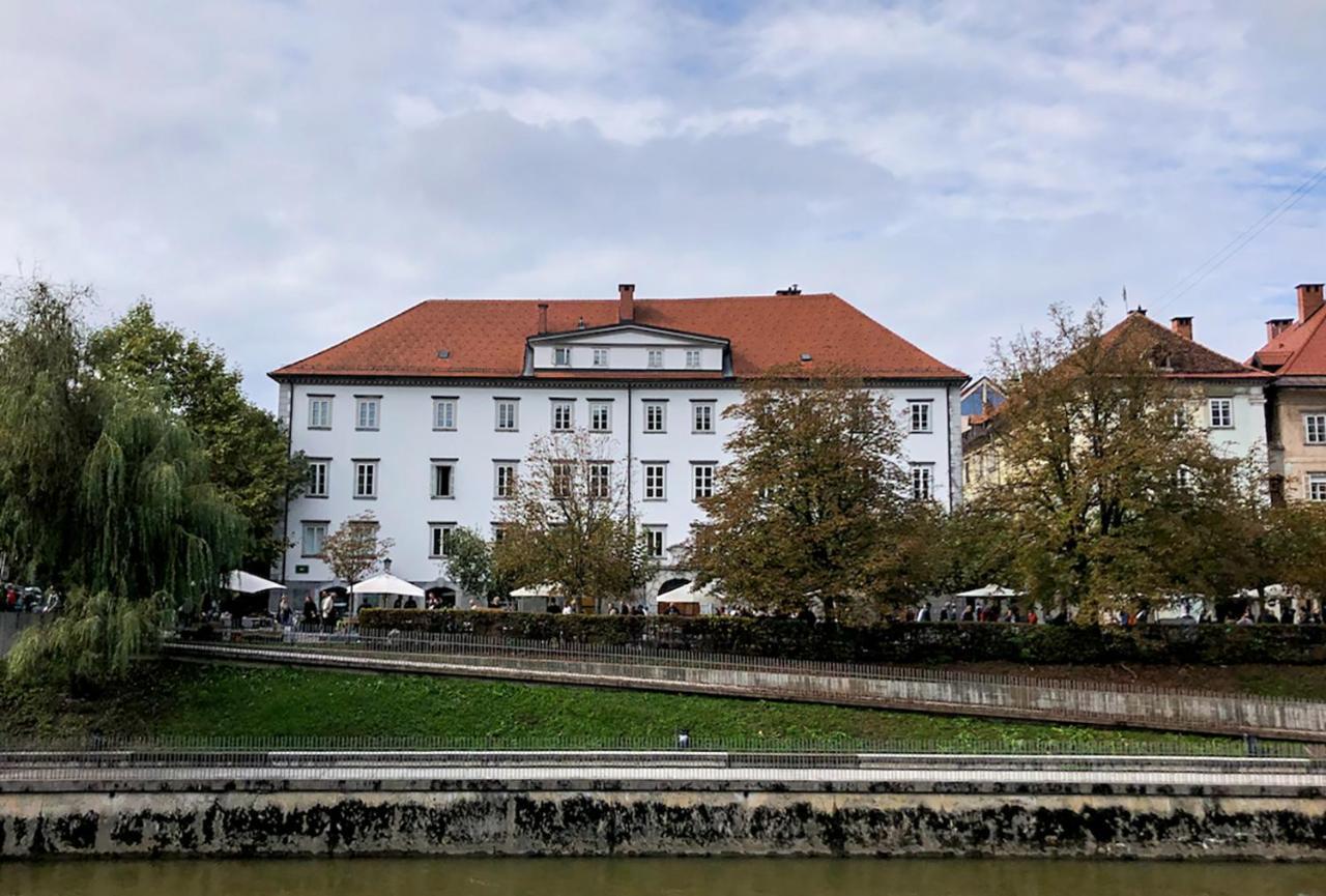 Apartment Breg - Old Town River Любляна Екстериор снимка